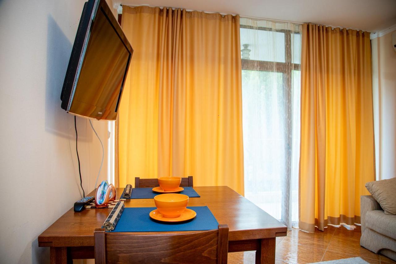 Helios Studio In A Complex In St Vlas By Flat Mаnаger Sveti Vlas Buitenkant foto
