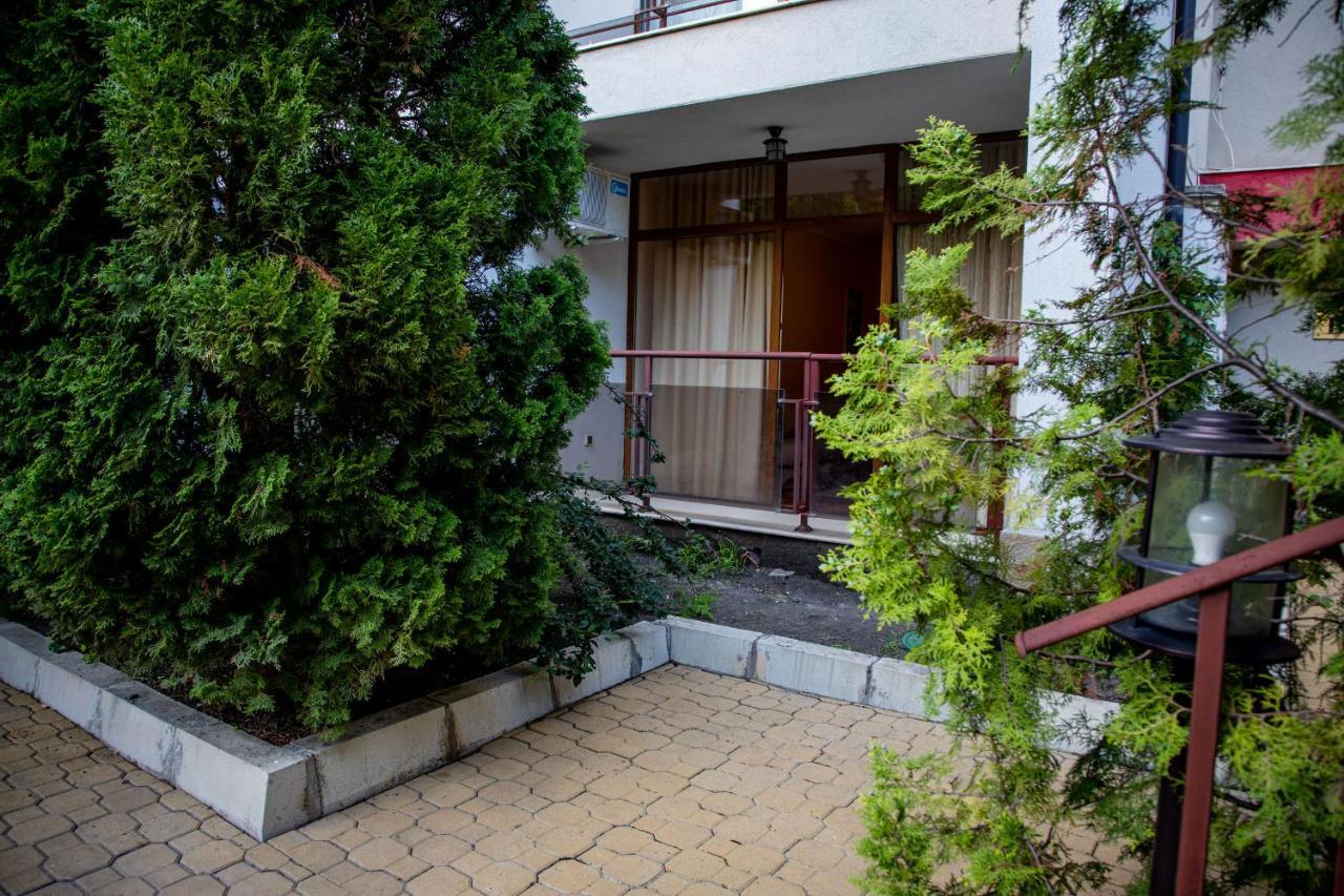 Helios Studio In A Complex In St Vlas By Flat Mаnаger Sveti Vlas Buitenkant foto